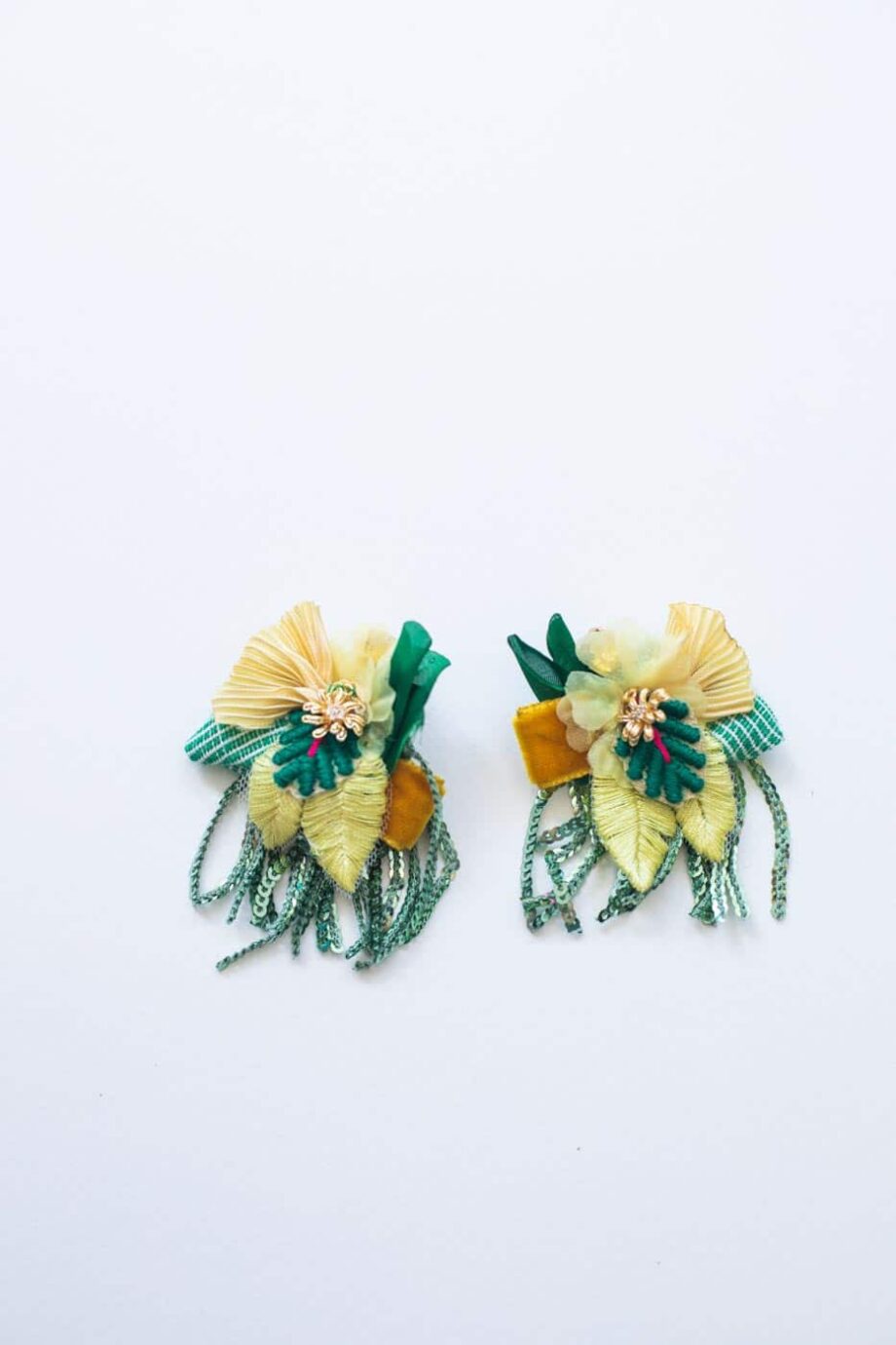 Carnation earrings (Yellow)_2
