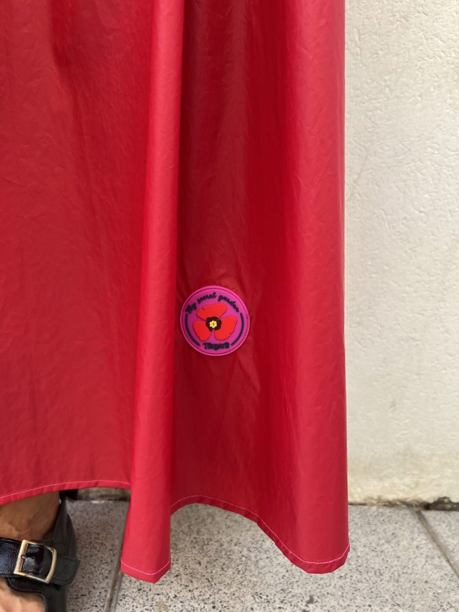 ⁦חצאית ניילון אדומה⁩ – תמונה ⁦5⁩